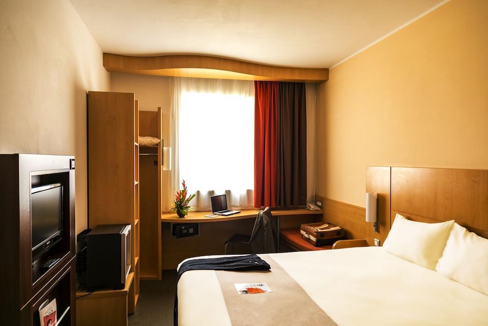 Hotel Ibis Malabo Exterior foto